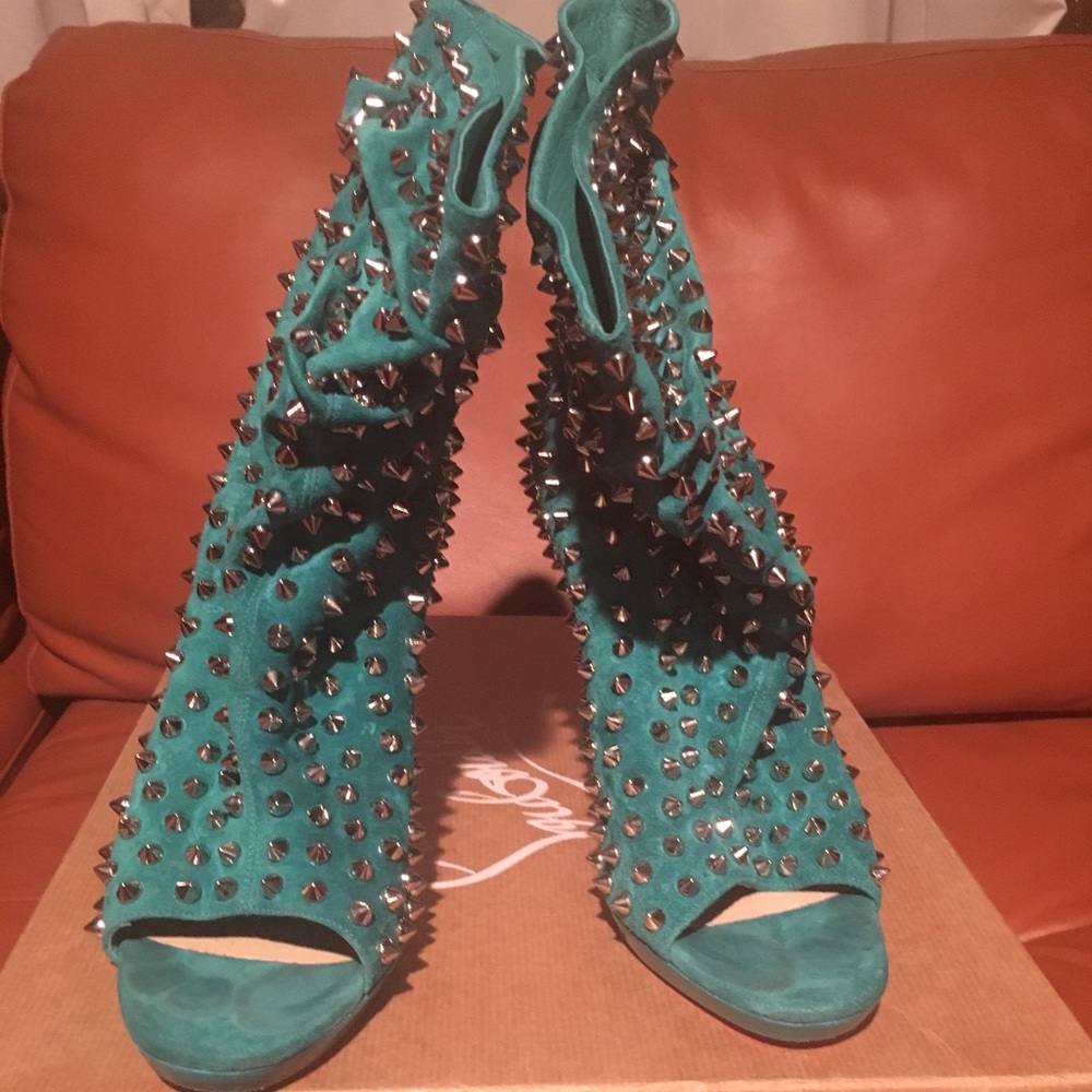 Louboutin  Guerilla heels